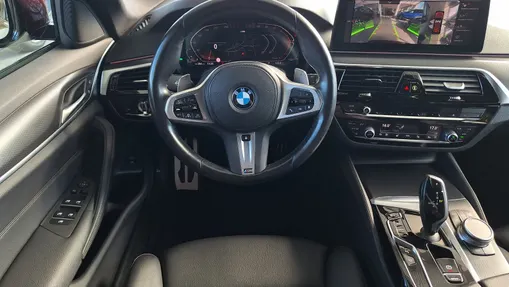 BMW Seria 5 530d xDrive mHEV M Sport sport-aut