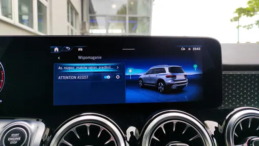 MERCEDES-BENZ GLB GLB 200 Progressive 7G-DCT