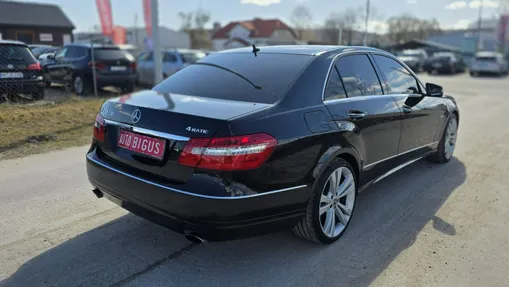 MERCEDES-BENZ E Klasa -