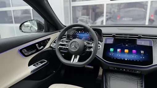 MERCEDES-BENZ E Klasa E 220 d mHEV 4-Matic AMG 9G-Tronic Nowy
