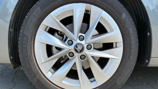 SKODA Octavia Octavia 1.5 TSI mHEV Selection DSG