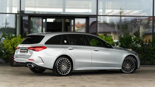 MERCEDES-BENZ C Klasa C 220 d mHEV 4-Matic AMG