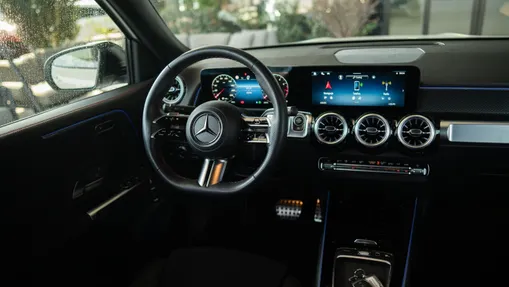 MERCEDES-BENZ GLB GLB 220 mHEV 4-Matic AMG Line 8G-DCT