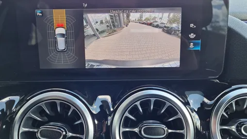 MERCEDES-BENZ EQA EQA 300 66.5kWh 4-Matic Progressive