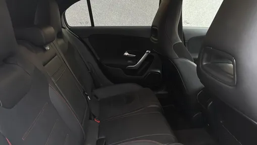 MERCEDES-BENZ A Klasa A 200 AMG Line 7G-DCT