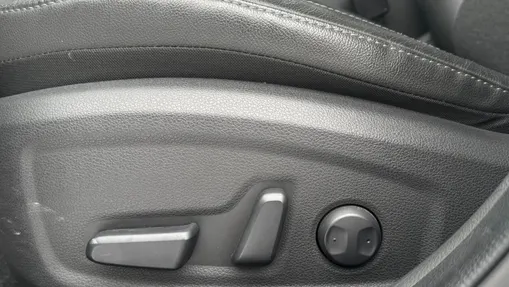HYUNDAI i30 i30 1.5 T-GDI 48V Executive