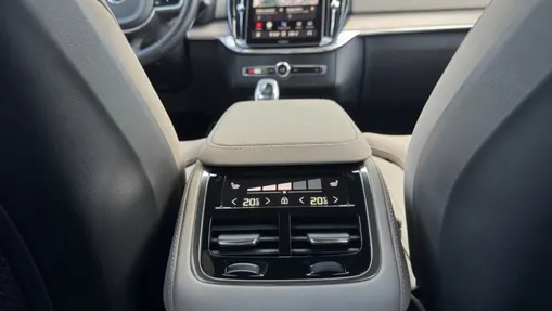 VOLVO XC90 XC90 B5 B AWD Plus Bright 7os aut
