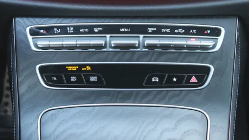 MERCEDES-BENZ E Klasa E 220 d 4-Matic 9G-TRONIC
