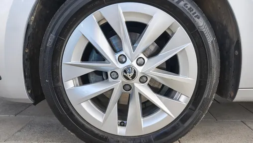 SKODA Octavia Octavia 1.5 TSI ACT Ambition