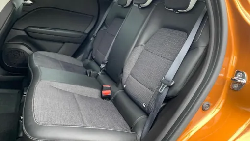 RENAULT Captur Captur 1.3 TCe mHEV Intens EDC