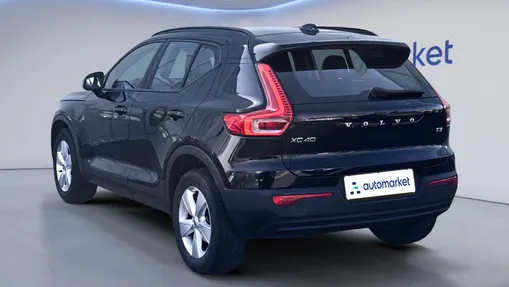 VOLVO XC40 XC40 T3 Momentum Core aut