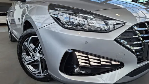 HYUNDAI i30 i30 1.6 D Comfort DCT