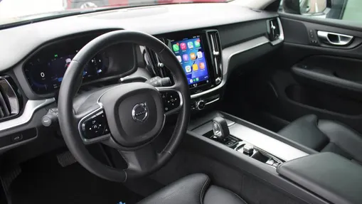 VOLVO V60 V60 B4 D Plus Dark aut