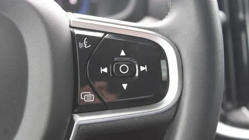 VOLVO V60 V60 B4 D Plus Dark aut