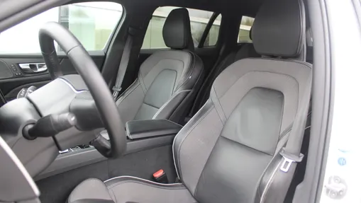 VOLVO V60 V60 B4 D Plus Bright aut
