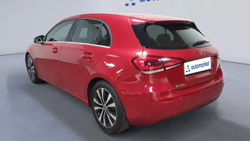 MERCEDES-BENZ A Klasa A 180 Progressive 7G-DCT
