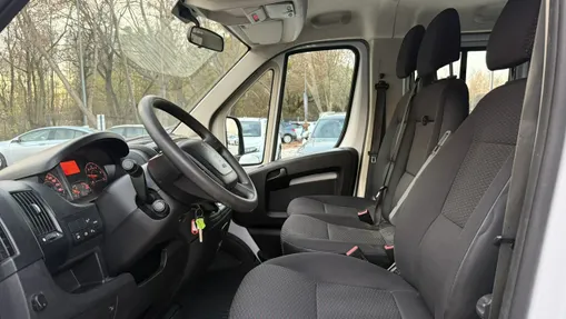 PEUGEOT Boxer Boxer 335 BlueHDi L3 Premium