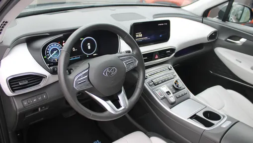 HYUNDAI Santa Fe Santa Fe 1.6 T-GDI HEV Platinum 4WD aut
