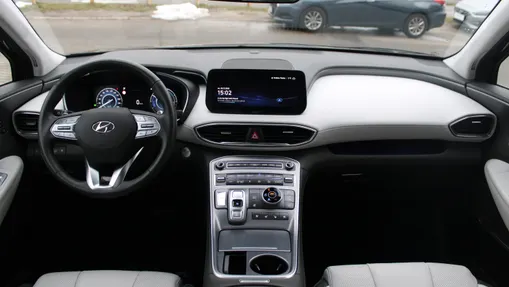 HYUNDAI Santa Fe Santa Fe 1.6 T-GDI HEV Platinum 4WD aut