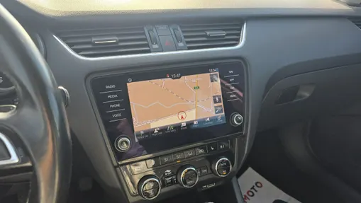SKODA Octavia -
