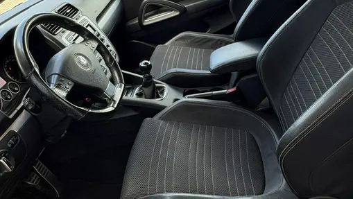 VOLKSWAGEN Scirocco -