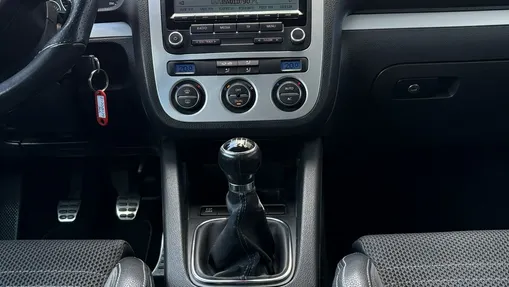 VOLKSWAGEN Scirocco -