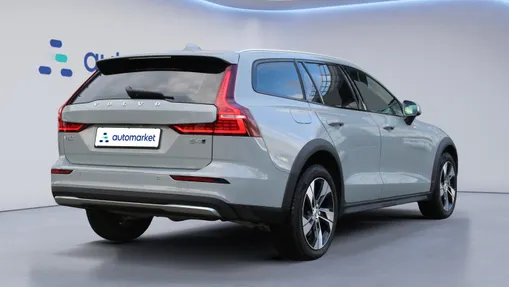 VOLVO V60 V60 CC Core B4 D AWD aut