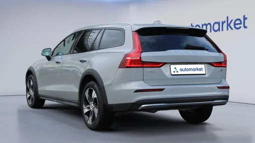 VOLVO V60 V60 CC Core B4 D AWD aut