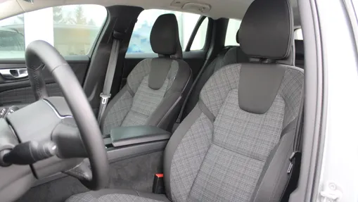 VOLVO V60 V60 CC Core B4 D AWD aut