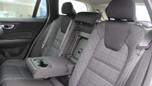VOLVO V60 V60 CC Core B4 D AWD aut