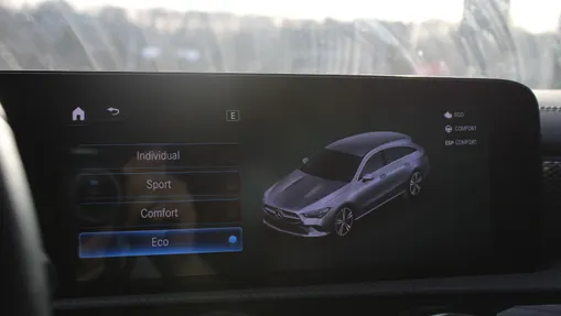 MERCEDES-BENZ CLA CLA 200 d 8G-DCT