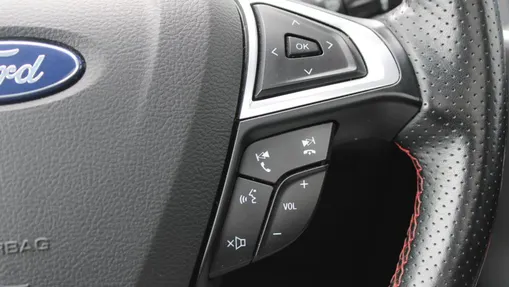 FORD S-MAX S-MAX 2.5 Hybrid ST-Line CVT 7os.
