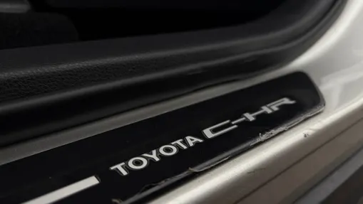 TOYOTA C-HR C-HR 2.0 PHEV Dynamic Force Tokyo Edition