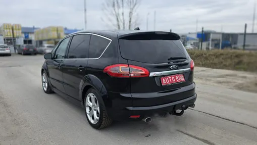 FORD S-MAX -