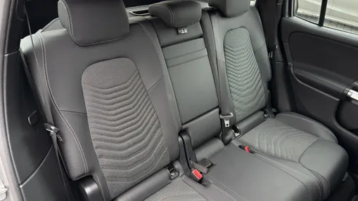 MERCEDES-BENZ GLB GLB 200 mHEV Progressive 7G-DCT