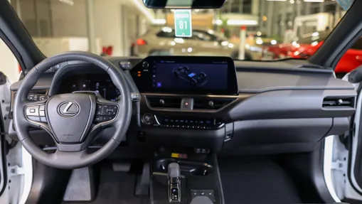 LEXUS UX UX 300h F Sport Design AWD
