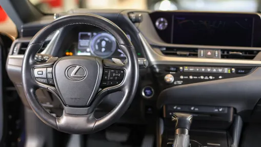 LEXUS ES ES 300h Business Edition +