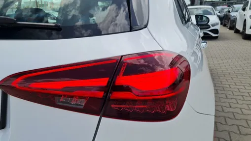 MERCEDES-BENZ A Klasa A 200 Progressive 7G-DCT