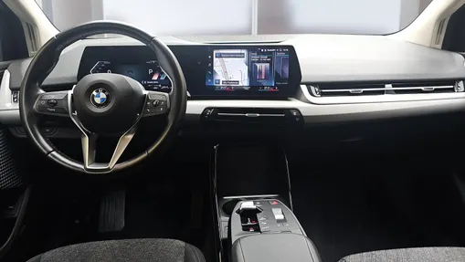 BMW Seria 2 218i aut