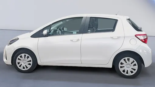 TOYOTA Yaris Yaris 1.0 Active