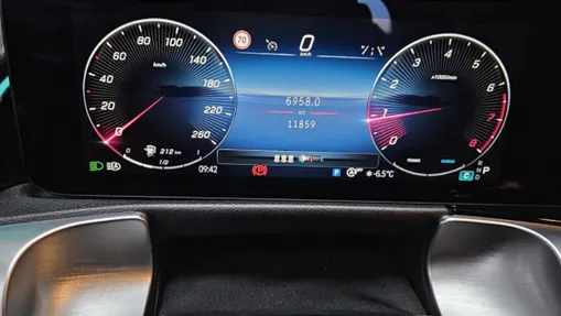 MERCEDES-BENZ GLB GLB 200 mHEV AMG Line 7G-DCT