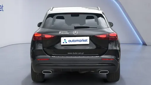 MERCEDES-BENZ GLA GLA 200 d AMG Line 8G-DCT