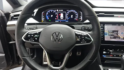 VOLKSWAGEN Arteon Arteon 2.0 TSI R-Line DSG