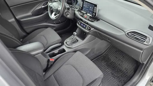 HYUNDAI i30 i30 1.0 T-GDI Smart DCT