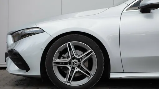 MERCEDES-BENZ A Klasa A 200 AMG Line 7G-DCT