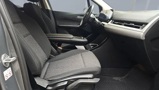 BMW Seria 2 218i aut