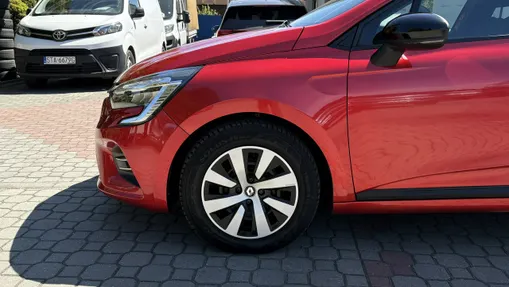 RENAULT Clio -