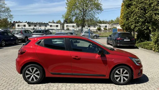 RENAULT Clio -