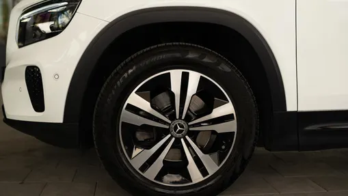 MERCEDES-BENZ GLB GLB 200 mHEV 7G-DCT