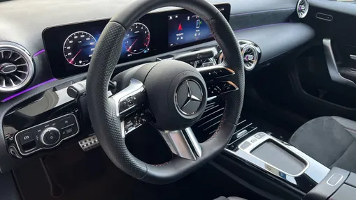 MERCEDES-BENZ A Klasa A 200 AMG Line 7G-DCT